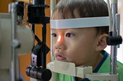 學童視力問題趨嚴重 視光師協會倡增資源