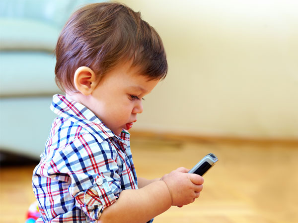 給孩子手機前的3件事，父母想清楚了嗎？