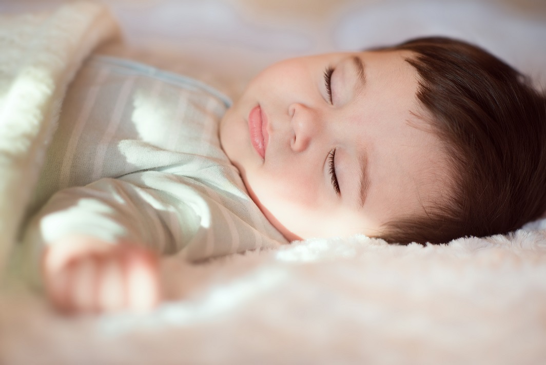 孩子每天睡多久才夠？